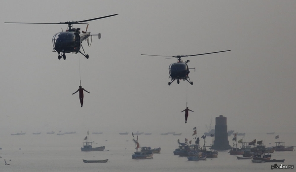 Navy Day in India - Paratroopers-Jesus, Navy Day, India