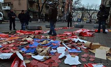 На Украине уничтожена коммунистическая партия