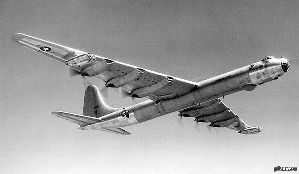 Convair B-36 Peacemaker    )  )