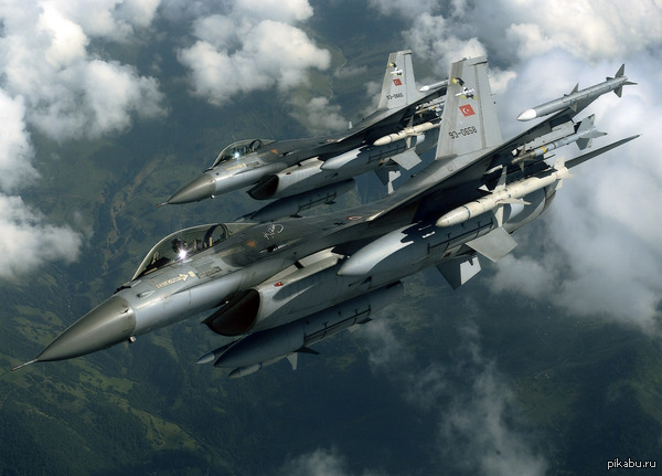 ,      ... F-16 Fighting Falcon,  .       .