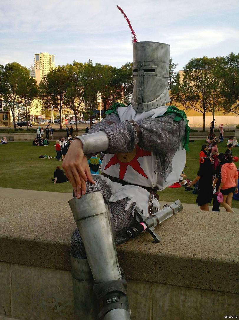 Knight meme. Прикольный рыцарь. Рыцарь картинки прикольные. Смешной Крестоносец. Рыцарь Мем.