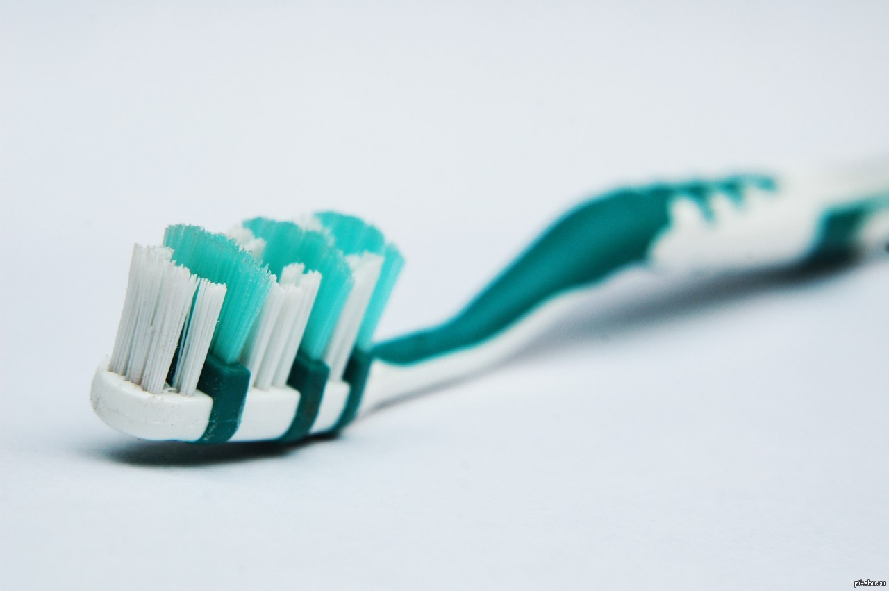 Зубная щетка toothbrush. Зубная щетка. Интересные зубные щетки. Зуб с зубной щеткой. Щетки стоматологические.