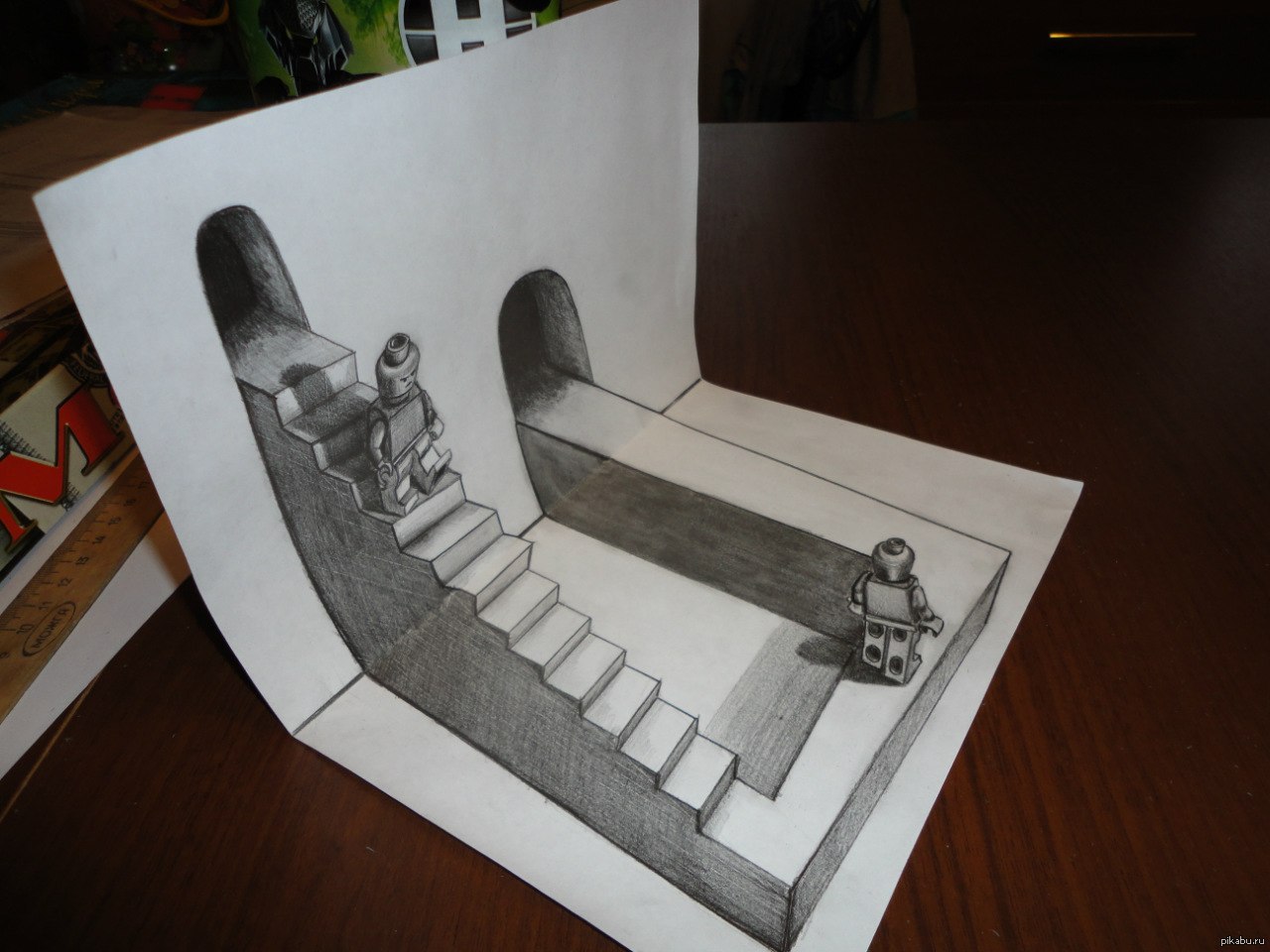 3D рисунок простым карандашом на бумаге | Пикабу