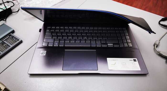 Вот такое приносят в ремонт. ASUS VivoBook S15