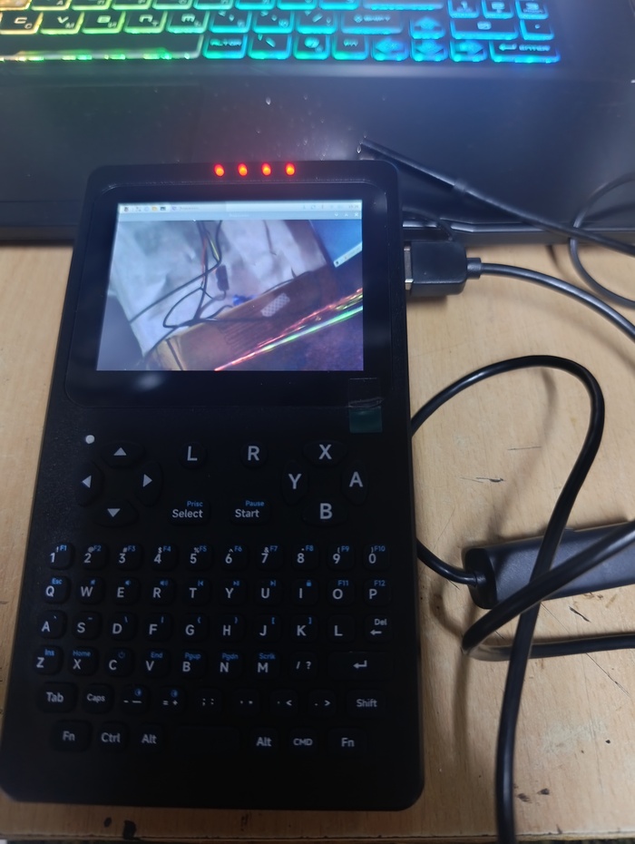 Waveshare PocketTerm35, ����������� Linux-�������� �� Raspberry Pi 4B