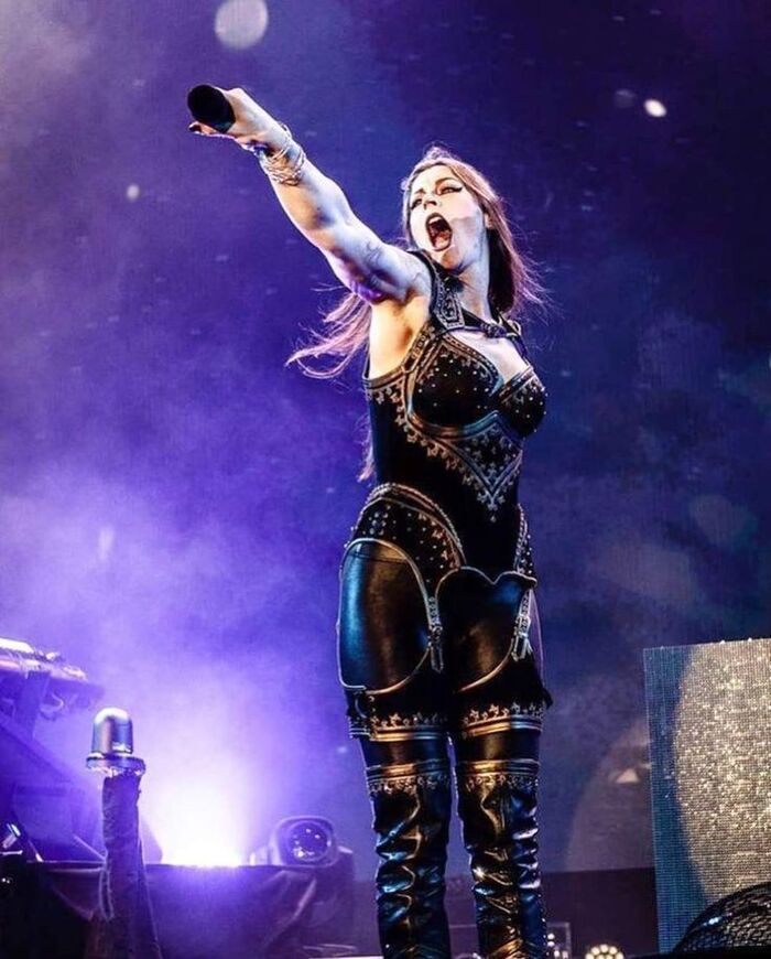 FLOOR JANSEN с новым синглом *Bring Me Silence* из NEWальбома "Hytress" 2027 года (январь) HEAVY METAL