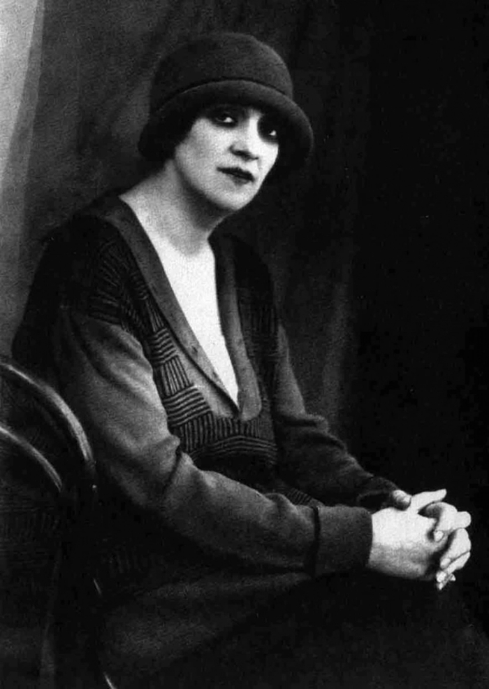 Фаина Раневская, 1929 год. Фото: <a href="https://pikabu.ru/story/mulya_ne_nerviruy_menya_frazyi_kotoryie_po_oshibke_pripisyivayut_ranevskoy_14280217?u=http%3A%2F%2Fen.wikipedia.org%2Fwiki%2FPublic_domain&t=Public%20Domain&h=6a0c3595a79ea8036c77f619a7d47971ce9e541a" title="http://en.wikipedia.org/wiki/Public_domain" target="_blank" rel="nofollow noopener">Public Domain</a>