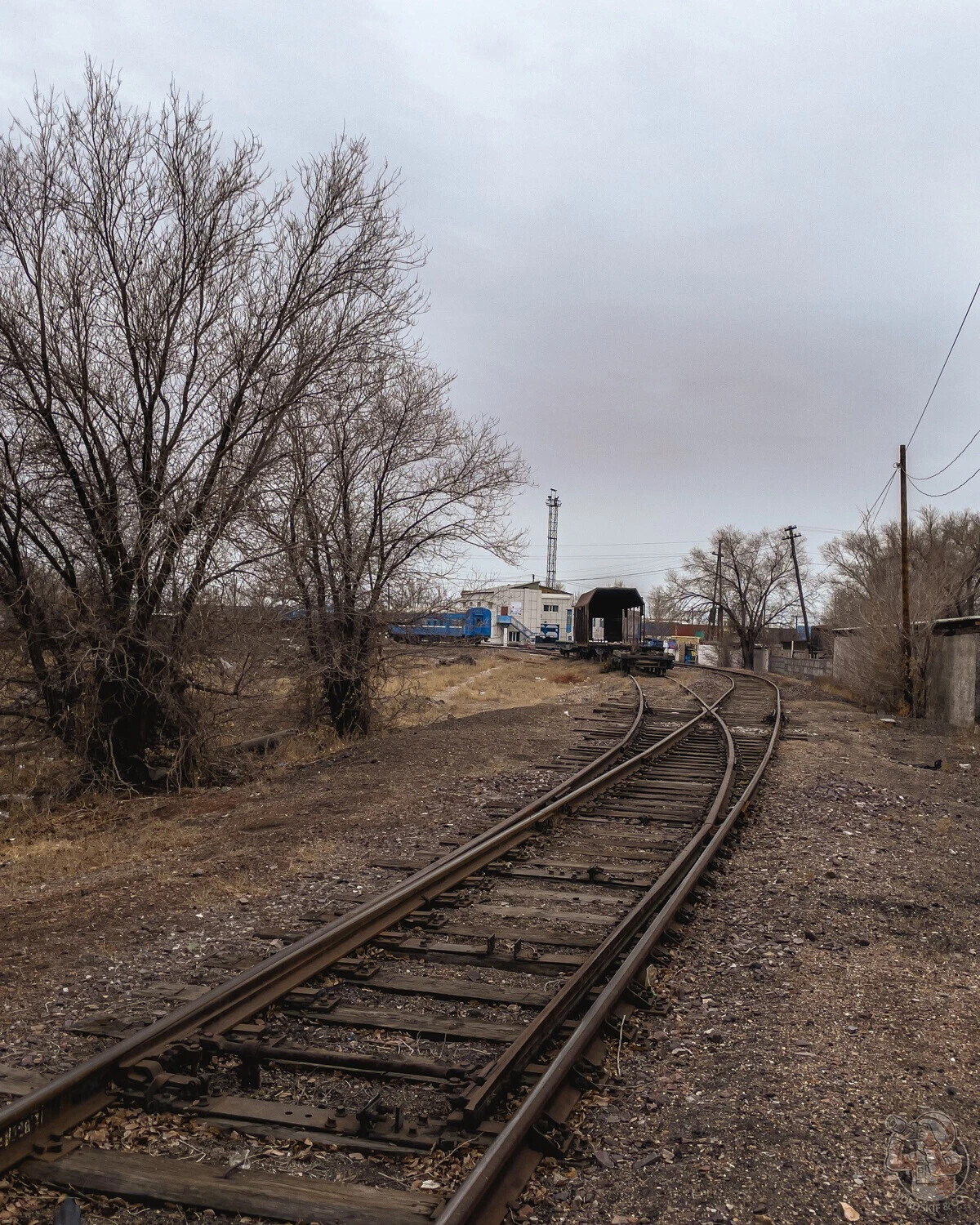 Фотогеничный отстойник ЖД техники в антураже поздней осени - Моё, Заброшенное, Достопримечательности, Краеведение, Путешествия, Фотография, Длиннопост