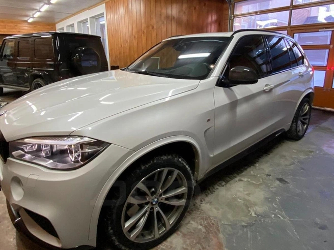 Владимира видели за рулем BMW Источник: читатель <!--noindex--><a href="https://pikabu.ru/story/biznesmen_pokhoronshchik_i_rosomakha_kto_vkhodil_v_bandu_avtoritetnyikh_borodachey_arestovannyikh_v_ekaterinburge_14354098?u=http%3A%2F%2FE1.RU&t=E1.RU&h=d14cb2f4849bc246a517d6332b909846dc263a36" title="http://E1.RU" target="_blank" rel="nofollow noopener">E1.RU</a><!--/noindex-->