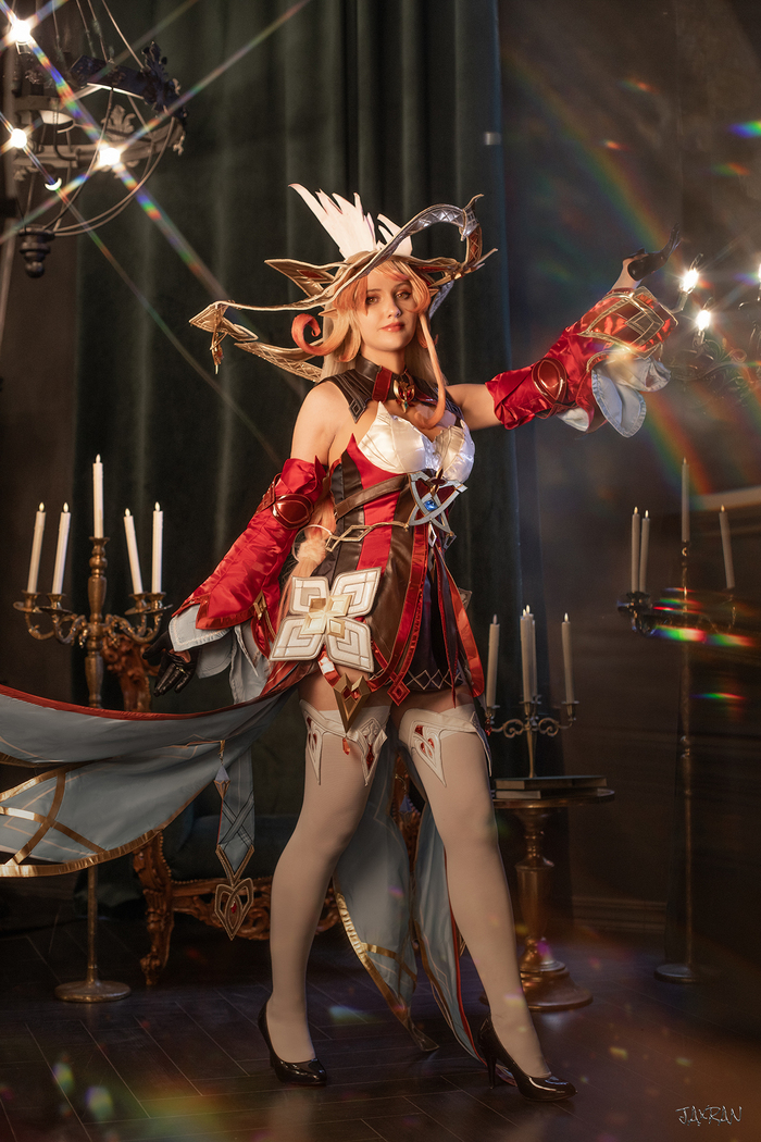 Alice cosplay Genshin