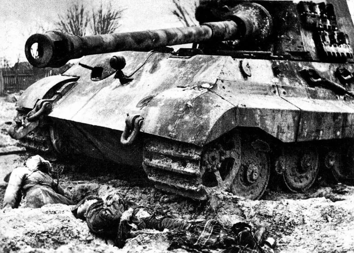 �������� �������� ���� Pz.Kpfw. VI Ausf. B ������������ ����. ���������