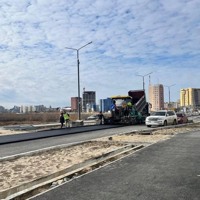 ������ ������������ / <!--noindex--><a href="https://pikabu.ru/story/ne_doroga_a_kvest_iz_gryazi_i_ukhabov_kak_prodvigaetsya_stroyka_ulitsyi_efimova_v_yakutske_14378097?u=http%3A%2F%2F14.RU&t=14.RU&h=81a77b2ef08a2c923f7f3c89f8ce847800675b3e" title="http://14.RU" target="_blank" rel="nofollow noopener">14.RU</a><!--/noindex-->